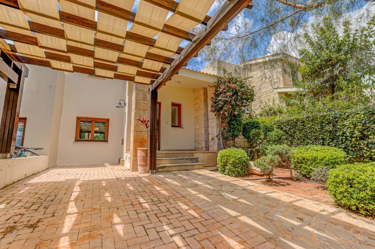 2 Bedroom Villa Destu With Private Pool And Golf Views, Aphrodite Hills Resort Куклия Экстерьер фото